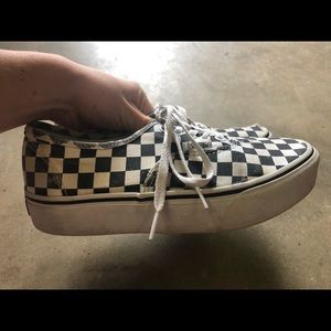women’s size 8.5 checkered platform Vans